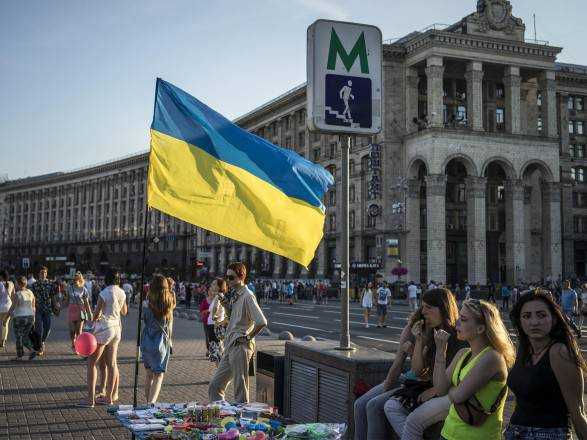 Кожен третій українець вважає, що військова допомога Заходу для України провокує Росію