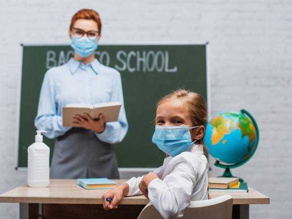 В школах разрешили за некоторые предметы не ставить оценки