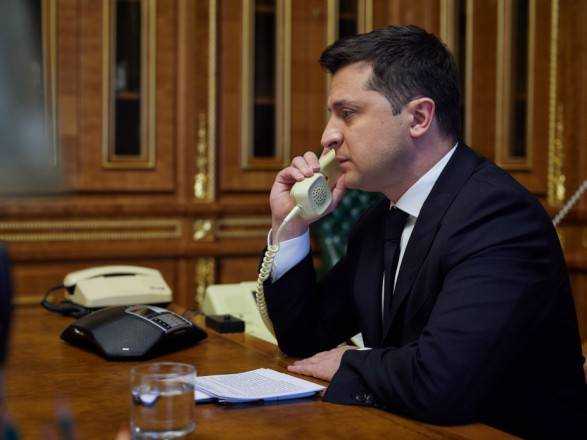 Зеленський обговорив зі Штайнмаєром нарощування оборонної підтримки