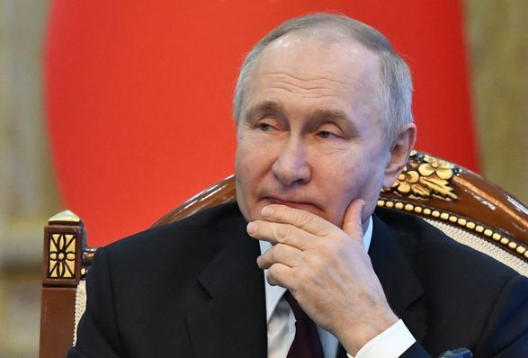 путин собирается посетить Китай в первой поездке после ордера МКС - Bloomberg