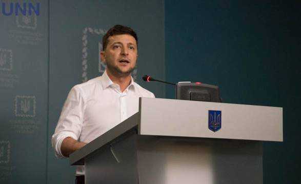 Зеленський: Меркель та Макрон послаблюють свої позиції щодо РФ