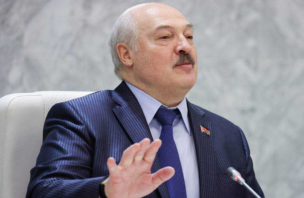 «Іскандерів» потрібна кількість: лукашенко заявив, що Білорусь озброїлася ракетними та зенітними комплексами