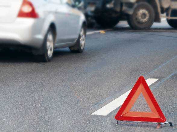 У Києві зіткнулося п'ять автомобілів, є постраждалі