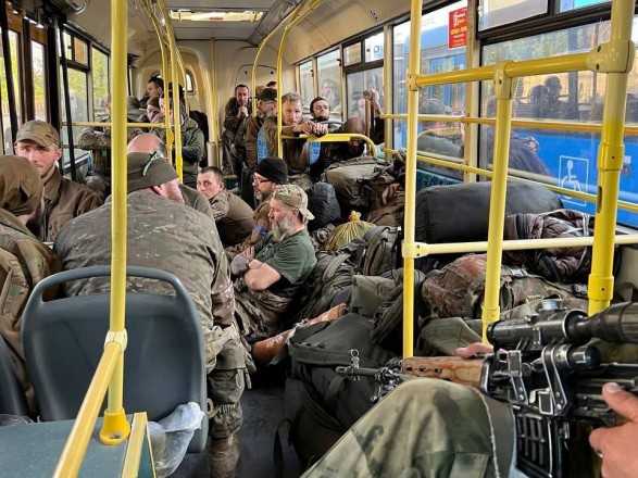 Рашисти зібралися допитувати захисників "Азовсталі"