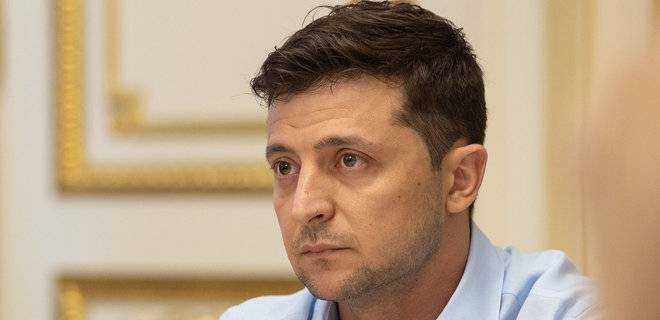 Зеленский дал интервью во время занятий на велотренажере