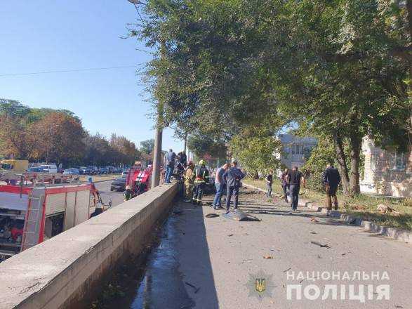 Вибух у Дніпрі: поліція встановила особи жертв за документами, серед них речниця з ДСНС