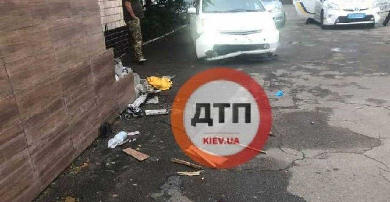 "Отрежут обе ноги": в Киеве майор наехал на трех девушек-курсанток
