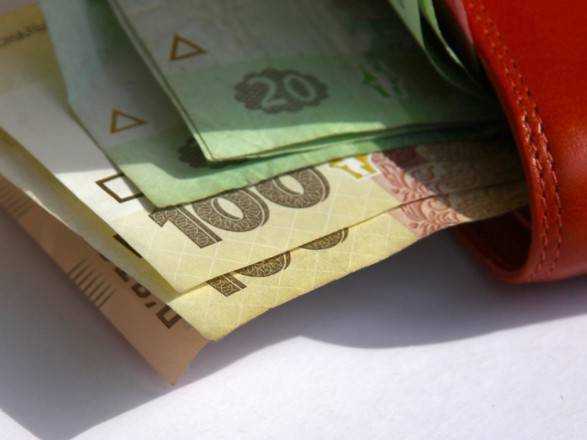 Реальні зарплати українців скоротяться на 27% - НБУ