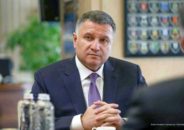 Аваков: Чрезвычайное положение сейчас не нужно