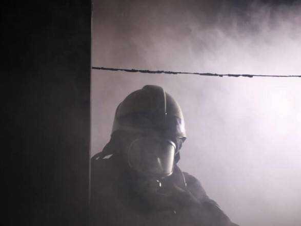 У Києві горів гуртожиток, евакуювали 50 людей