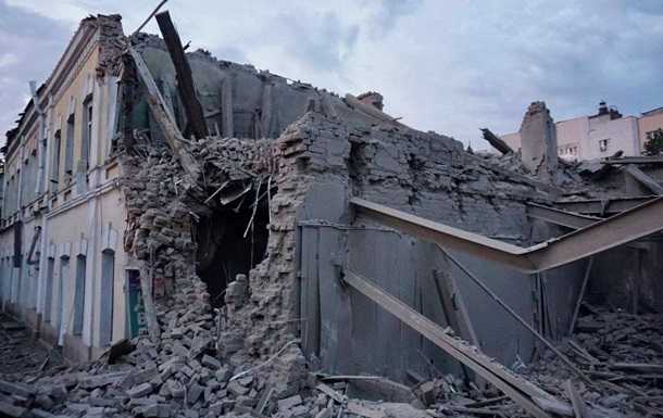 Обстріл Нікополя та Дніпра: четверо поранених