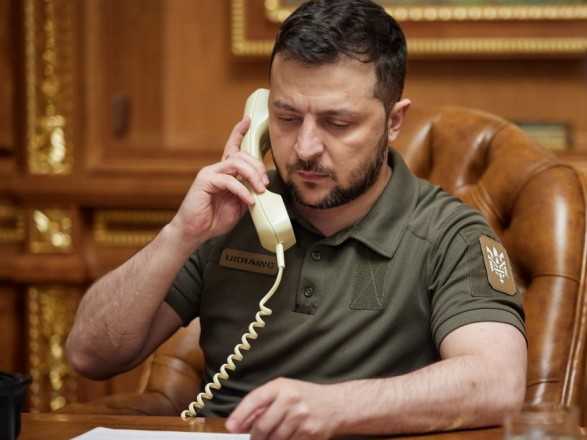 Зеленський обговорив із президентом Бразилії відновлення експорту зерна