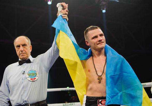 Боксер Берінчик проведе бій із чемпіоном WBO Latino