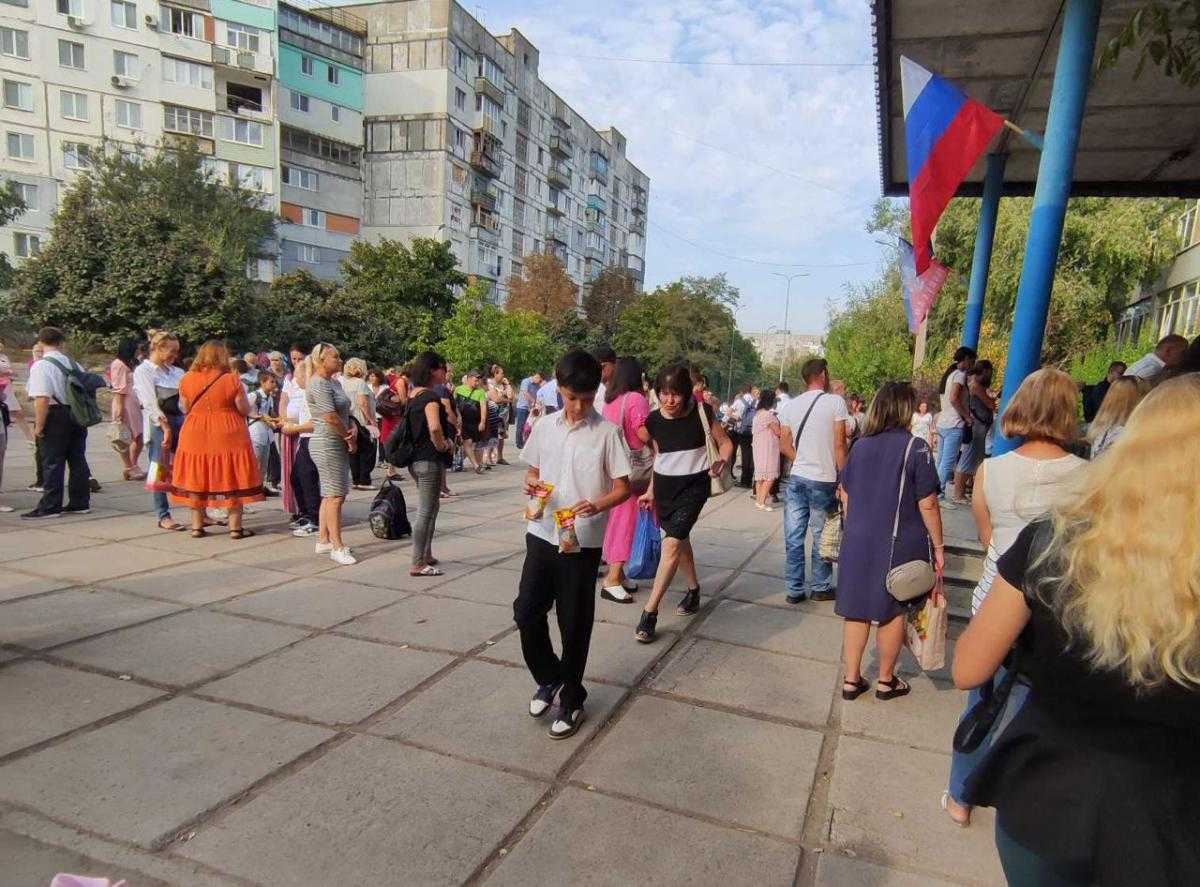 В окупованому Маріуполі починаються протести: місто досі без води та електрики