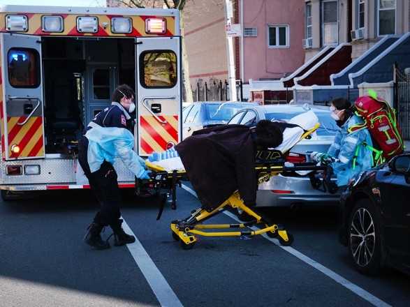 В США коронавирусный антирекорд - 126 тыс. новых случаев за сутки