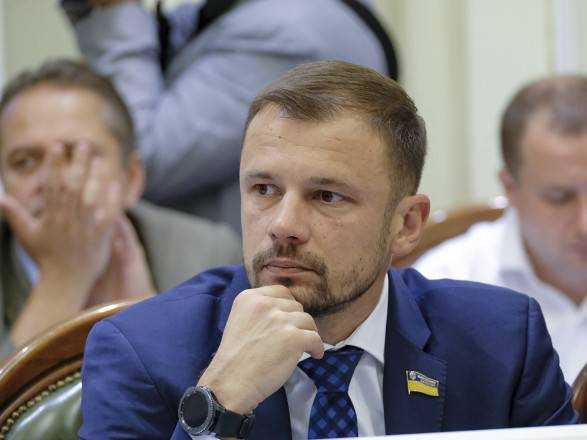 Початкова військова підготовка у школах буде розширена: голова освітнього комітету розповів, як вона може зміниться
