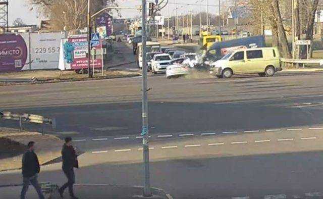 Врачи рассказали о состоянии Кулебы и его сыновей после аварии
