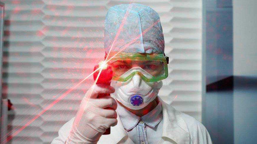 Израиль закрывает школы из-за COVID-19