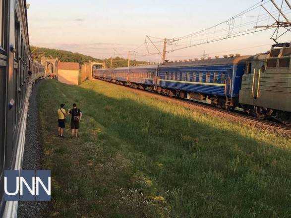 На Київщині електропотяг насмерть збив дитину