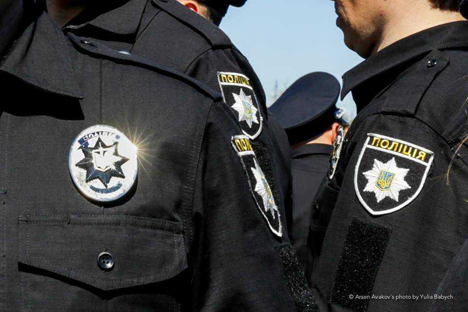 У Рівному п'яний пацієнт напав на лікаря і бризнув сльозогінним газом йому в обличчя