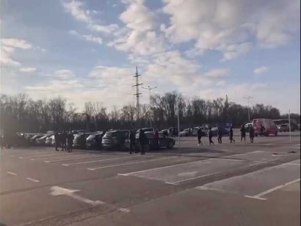 Евакуація з Маріуполя: на приватних авто виїхало близько 20 тис. людей