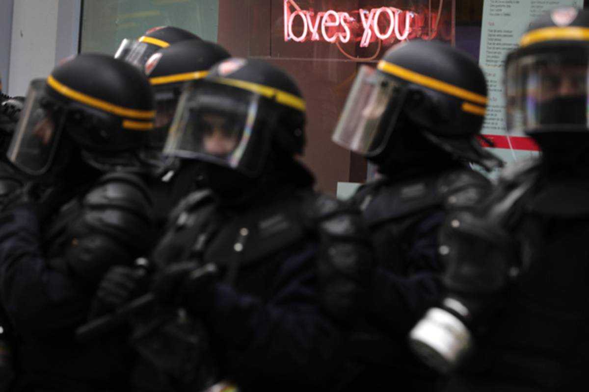 Во Франции освободили захваченных заложников