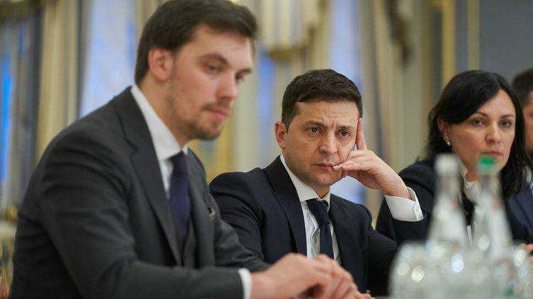 Быть ли празднику 8 Марта: заявление Зеленского