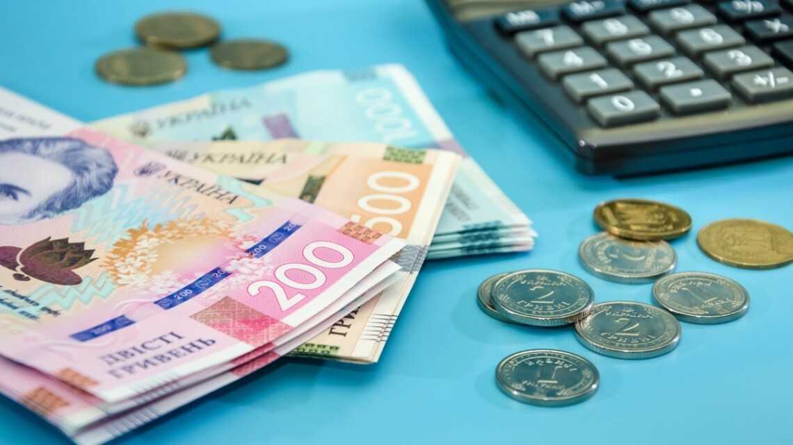 В Україні збираються ввести накопичувальні пенсії на всіх держпідприємствах