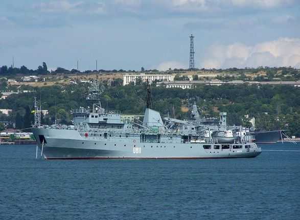 Українське судно "Балта" зазнає лиха біля острова Зміїного. Операція з надання допомоги триває
