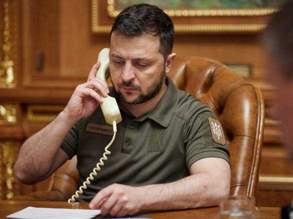 Зеленський провів розмову з Папою Римським: говорили про страшні злочини росії проти України