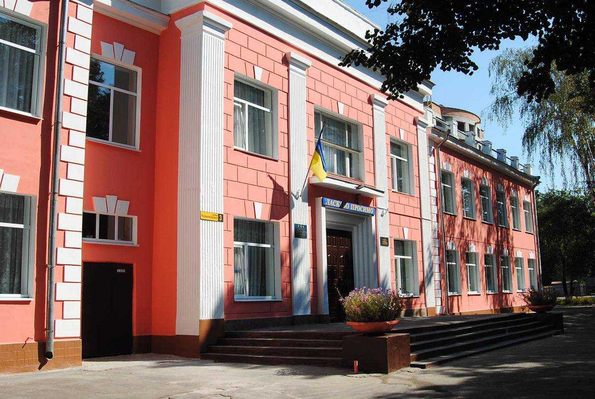 У сумському шкільному музеї знайшли небезпечний зенітний снаряд
