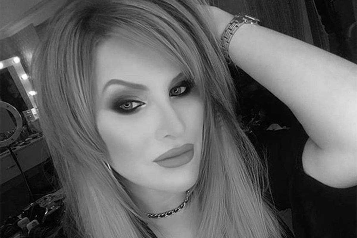 В России под колеса авто попала известная телеведущая: подробности