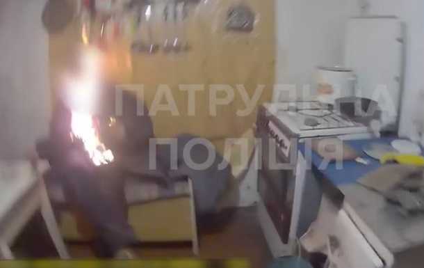 У Харкові чоловік підпалив себе перед патрульними