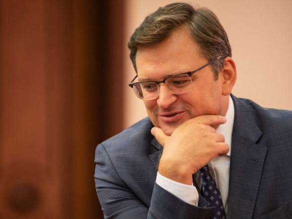 Украина рассматривает возможность безвиза для Великобритании - Кулеба