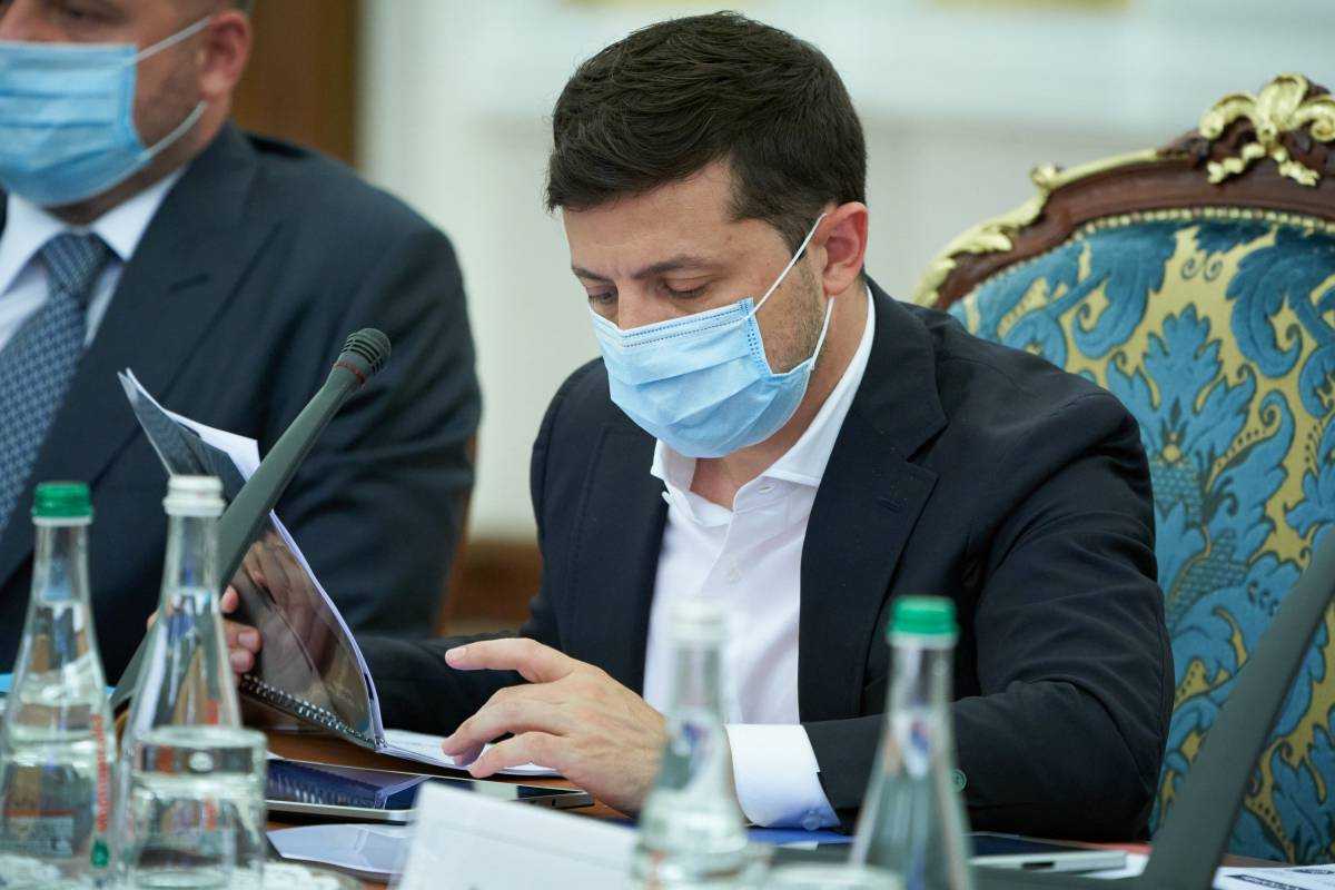 Президент хочет сделать государственными ряд праздников: подробности
