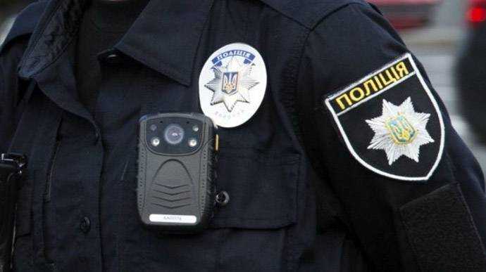 У Харкові з балкона викинули цуценят: поліція розпочала перевірку