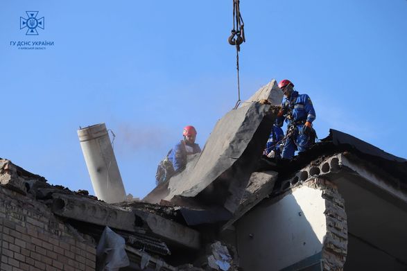 Жертвами атаки дронов в Киевской области стали 9 человек