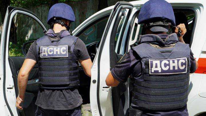 На Харківщині автомобіль піротехніків ДСНС наїхав на міну: одна людина загинула, п'ятеро - поранені