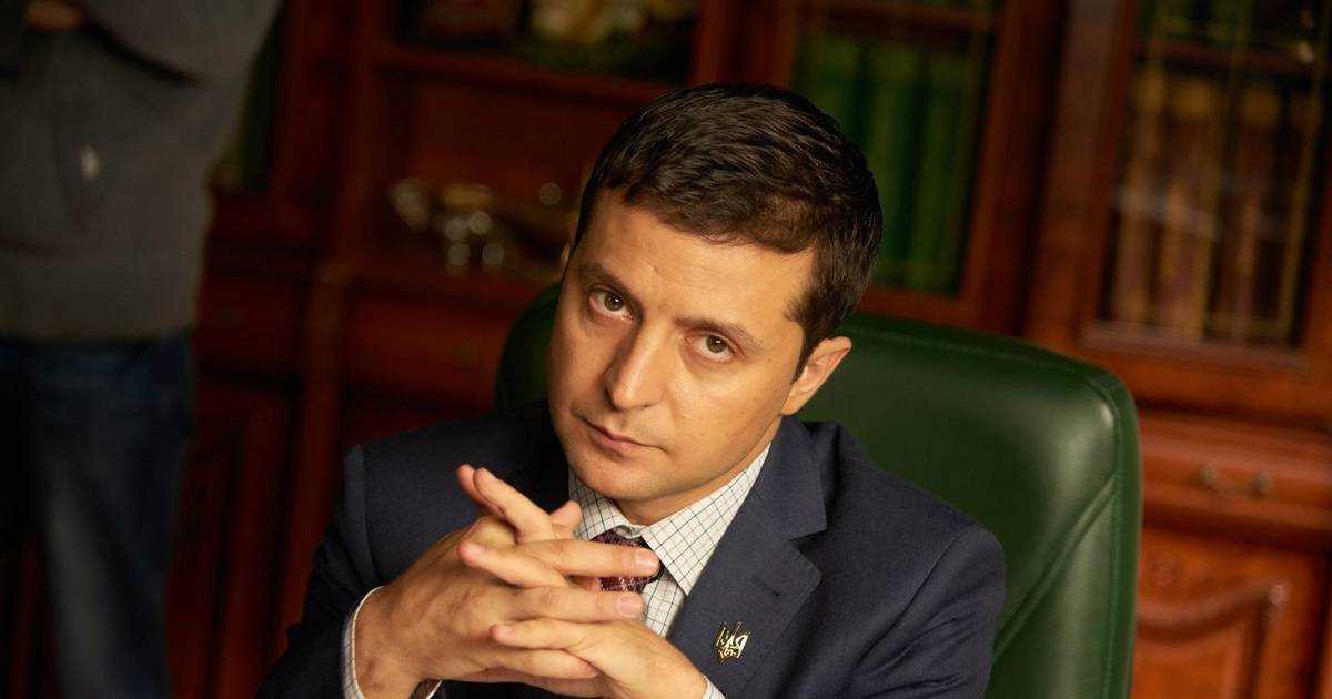 Зеленский представит свою команду на 100 дней до второго тура