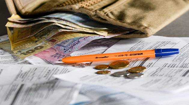 Главные проблемы украинцев: тарифы и пенсии