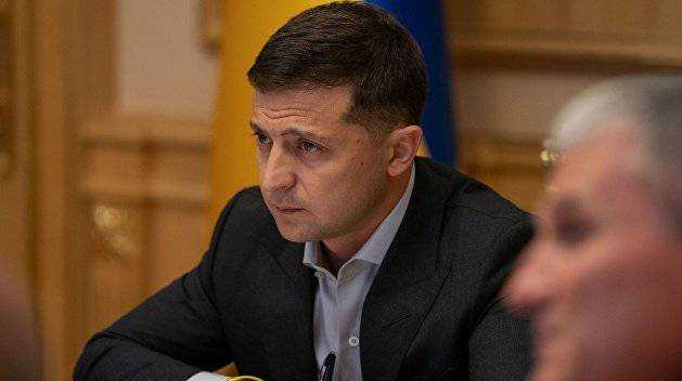 Зеленский зовет украинцев на работу: открыты вакансии для умных и целеустремленных