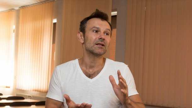 Вакарчук обратился к Зеленскому: просит защитить "Голос" от Дубневича