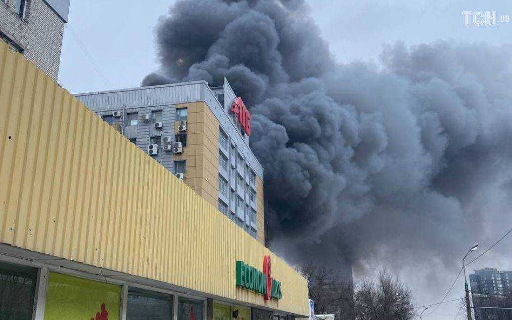 У центрi Дніпра горів центральний офіс АТБ