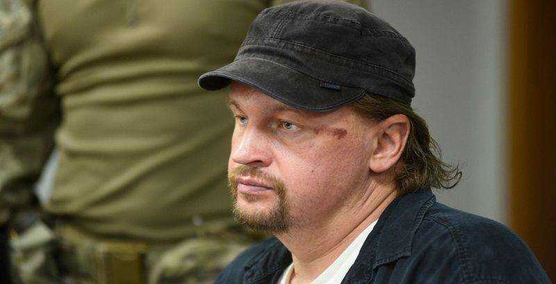 Правоохранители допросили заложников луцкого террориста