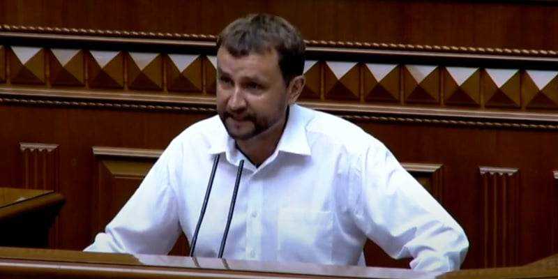 Вятрович: кто-то считает, что можно перевернуть флаг по фэншую и устроить попсовые танцульки