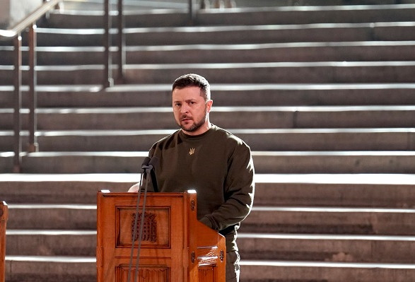 Зеленский призвал Британию передать Украине самолеты