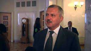 Народный депутат от «Батькивщины» Андрей Сенченко уверяет, что из партии никто не выходил