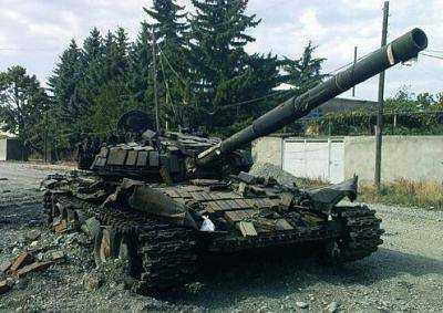 Под Мариуполем силы АТО подбили два российских танка - СМИ