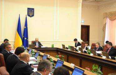 Правительство Украины освободило Мярковского от должности первого замминистра финансов, а Максюту – от должности и.о. министра экономразвития - источник