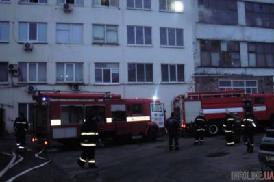 В Киеве горело административное здание, есть погибшие - ГосЧС